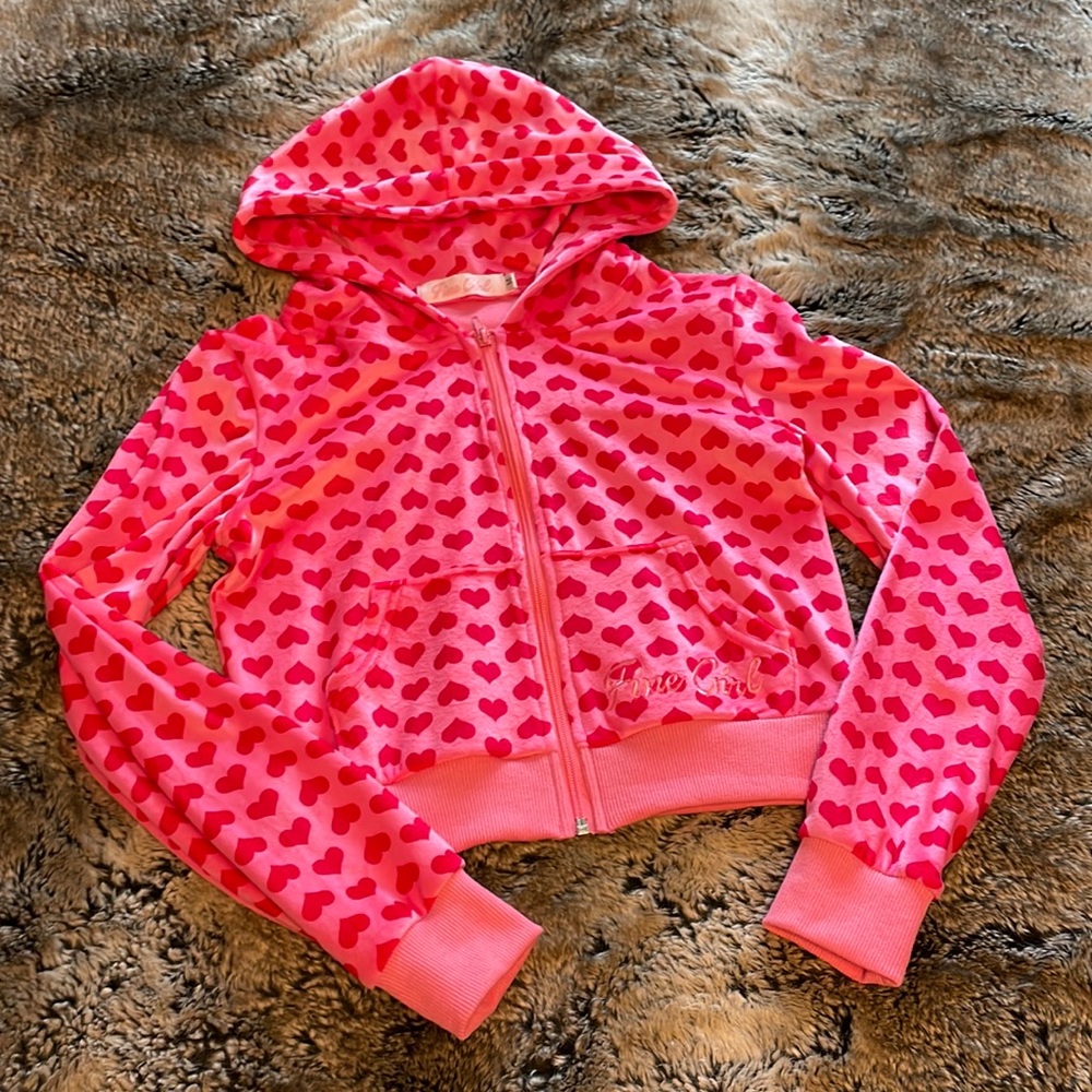 New! Jennifer’s Body Heart Print Velour Cropped Hoodie - M
